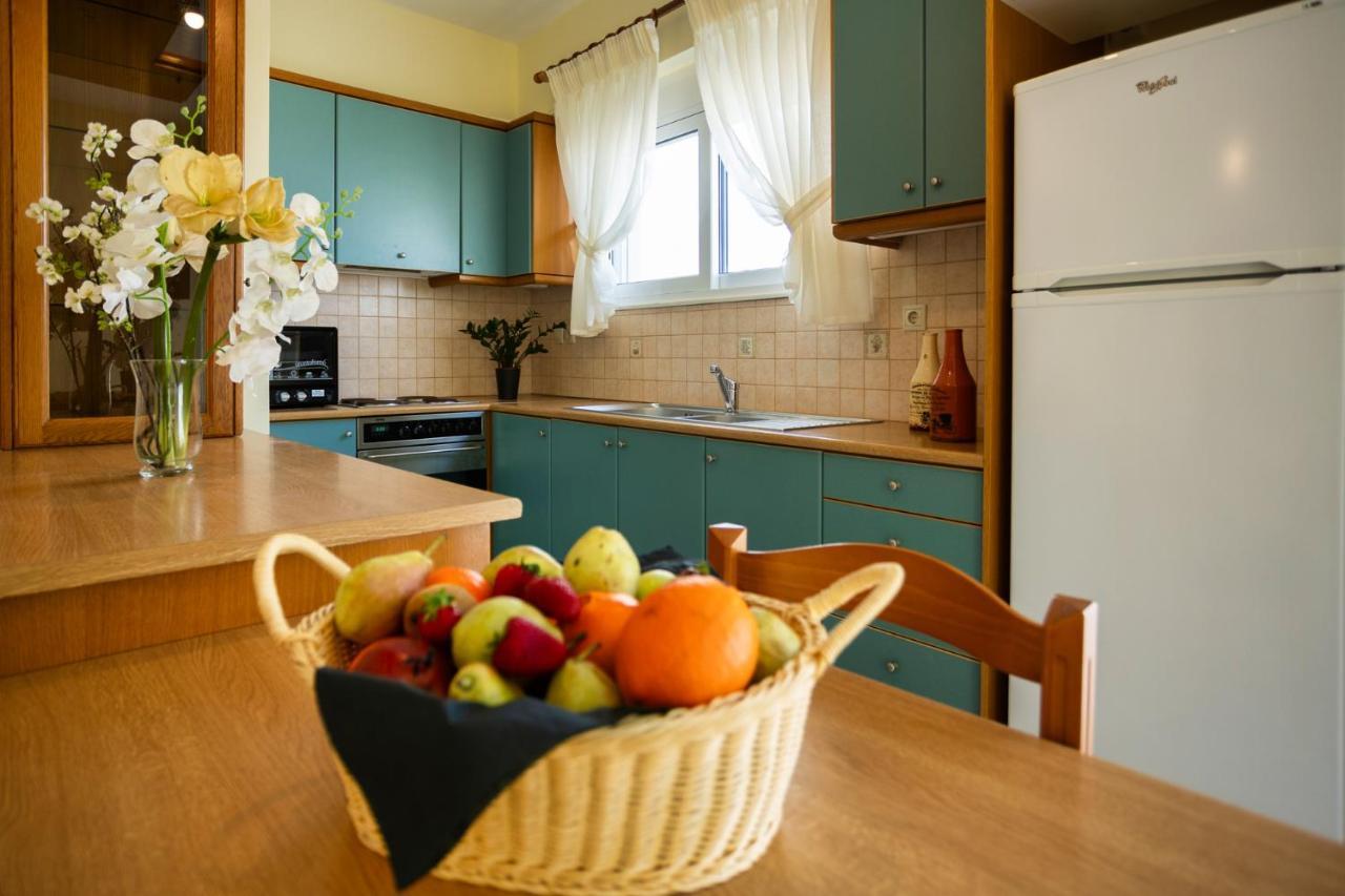 Daisy Hotel Apartments Rethymno  Bagian luar foto