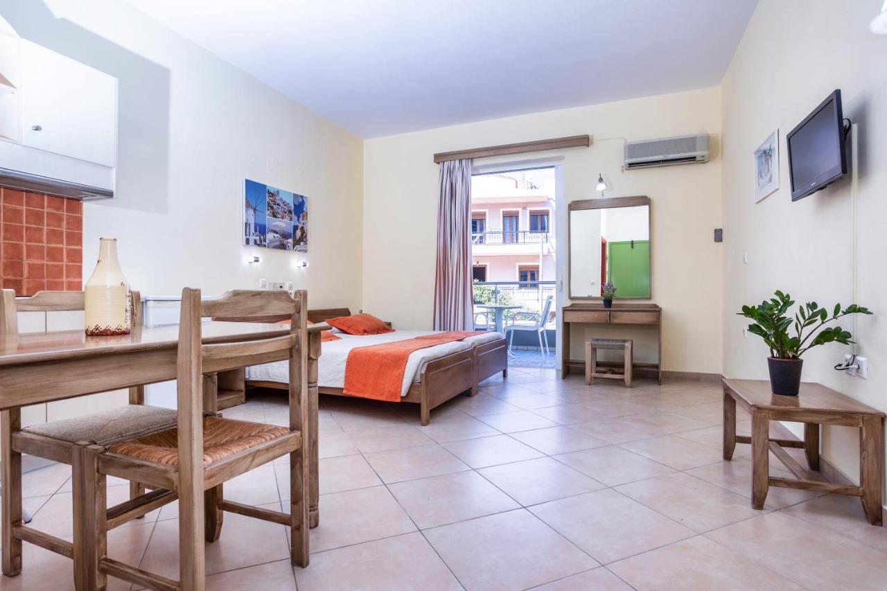 Daisy Hotel Apartments Rethymno  Bagian luar foto