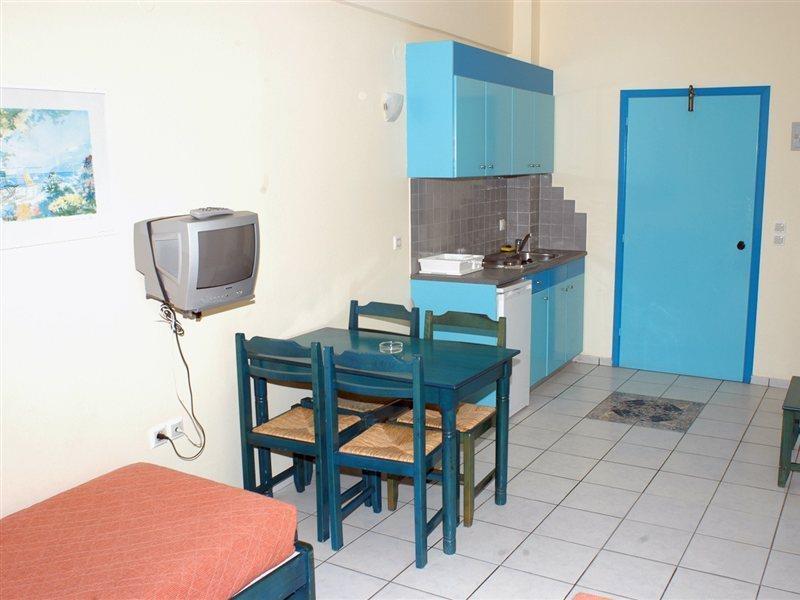 Daisy Hotel Apartments Rethymno  Bagian luar foto